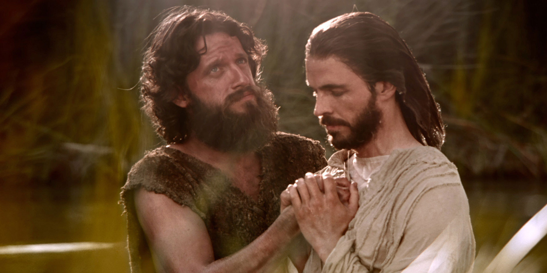 Imagen fija de "The Baptism of Jesus" (El Bautismo de Jesús) a través de LDS Media Library