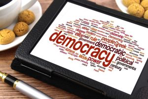 Democracy (Democracia) por Nick Youngson