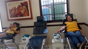 Importante evento de donación de sangre en una capilla en San Juan de Lurigancho, Perú, el 22 de abril de 2023